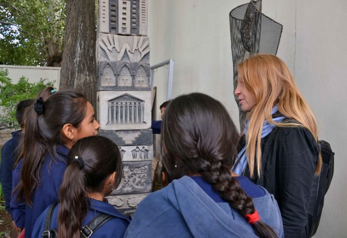 Salas de Arte Libertad visita de la Escuela Silvano Rodriguez (La Primavera) muestra OTO_O (7)