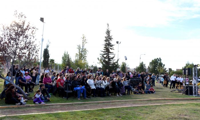 Plaza Barrio Urquiza - Homenaje a Santiago Bertiz (10)