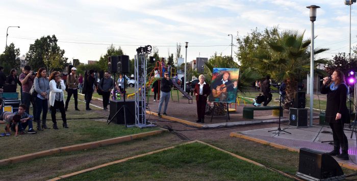 Plaza Barrio Urquiza - Homenaje a Santiago Bertiz (28)