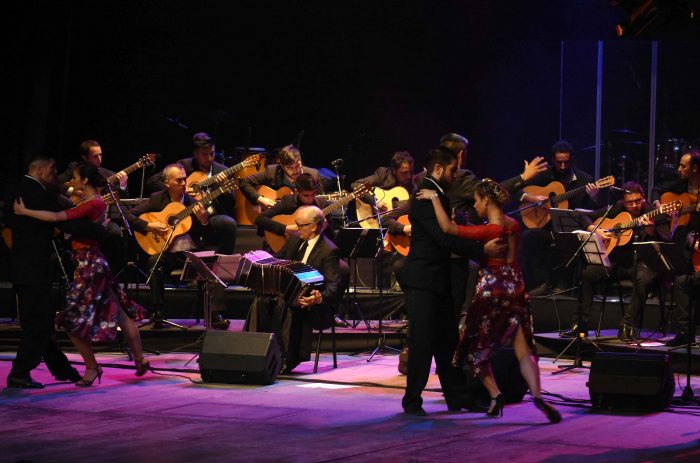6º aniversario de la Orquesta Municipal de Guitarras Tito Francia (10)