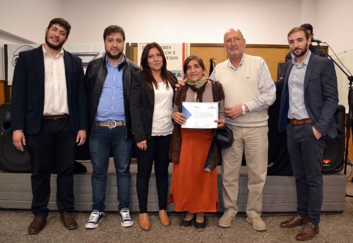 Entrega de certificados a los Artesanos del departamento (53)