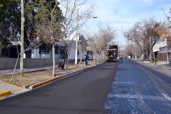 Asfalto en calle Lafinur - Dorrego (3)