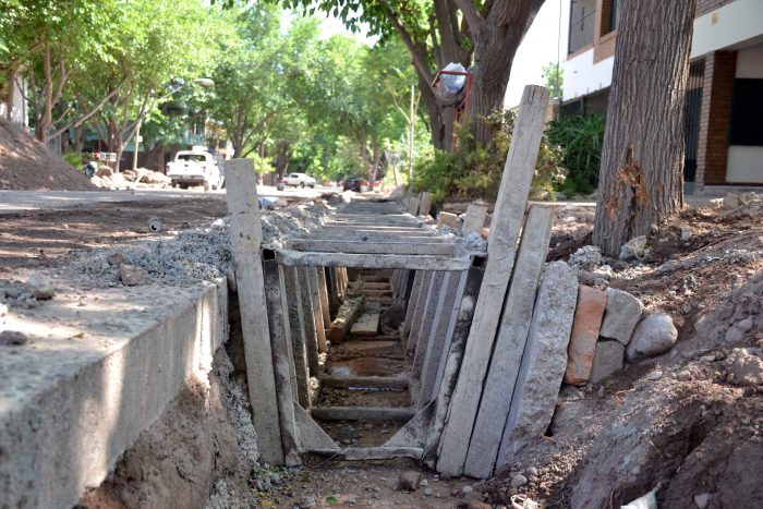 Obra de drenajes - calle Francisco Álvarez (4)