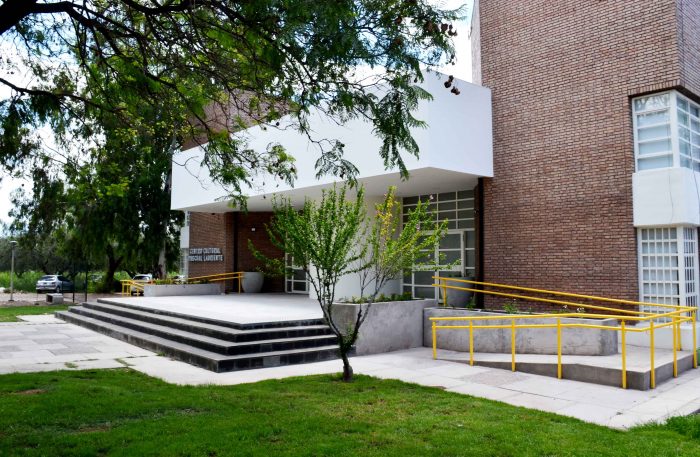 Centro Cultural Pascual Lauriente (21)