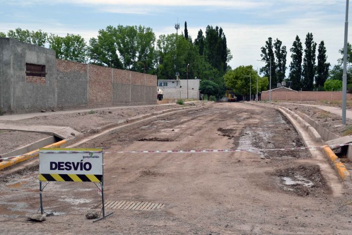 Obra de asfalto - calle José Hernández (1)