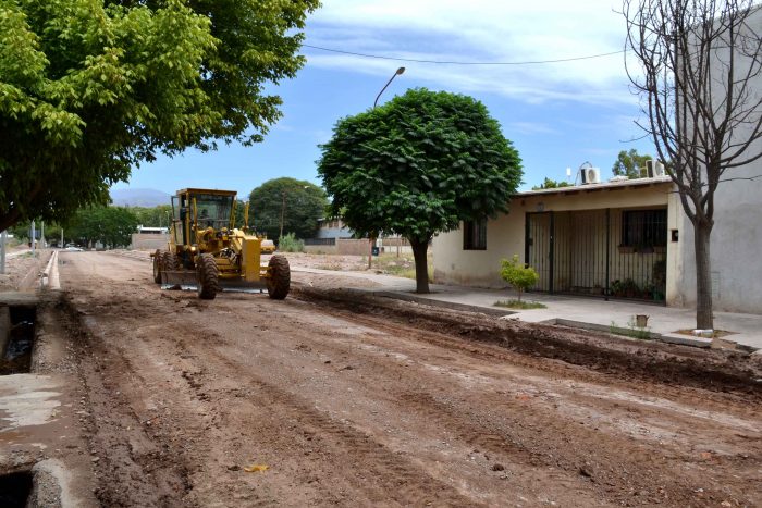 Obra de asfalto - calle José Hernández (2)