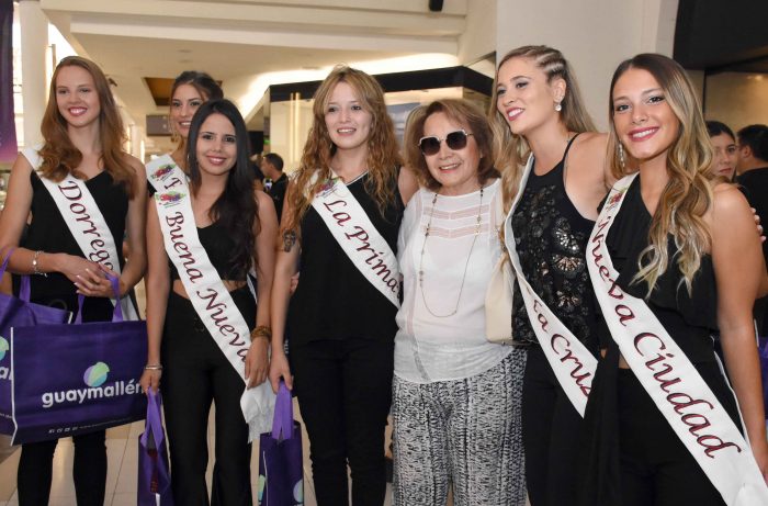 Reinas distritales en Mendoza Plaza Shopping (14)