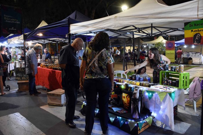 2da noche Paseo de la las Burbujas y Sabores del Mundo (18)