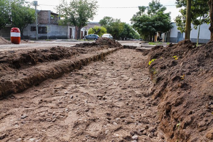 Drenajes en calle Canning (3)