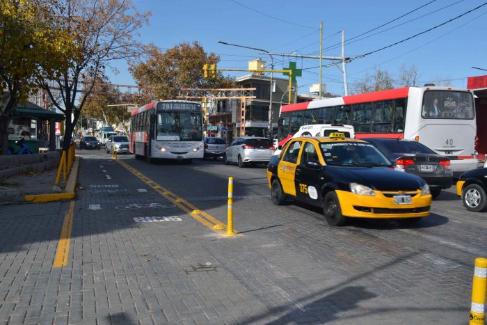 Ciclovía Arenales y Bandera de Los Andes