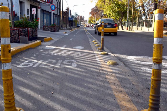 Ciclovía carril Godoy Cruz, de Costanera a Sarmiento (1)