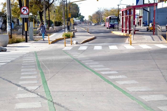 Ciclovía carril Godoy Cruz, de Costanera a Sarmiento (4)