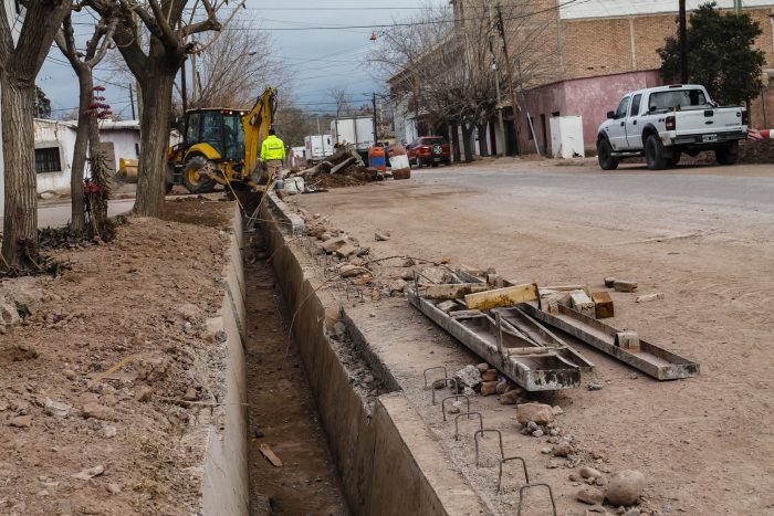 Obra de drenajes - Calle Gutemberg (1)