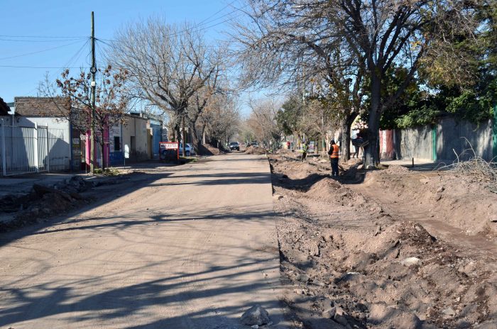 Obra de drenajes - calle Roca (9)