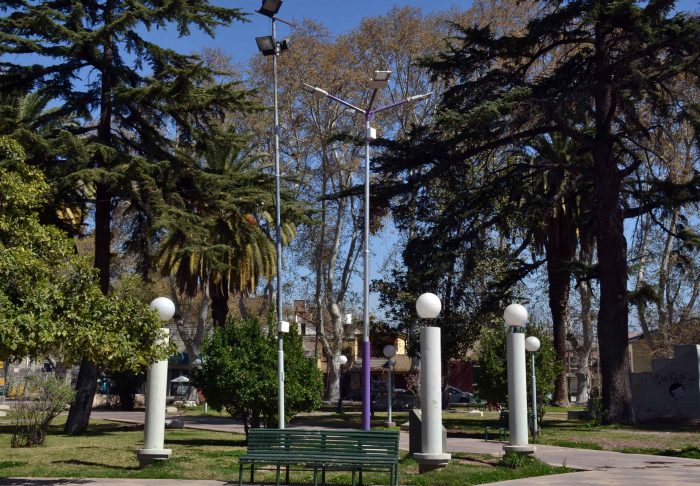 Plaza José Néstor Lencinas (7)