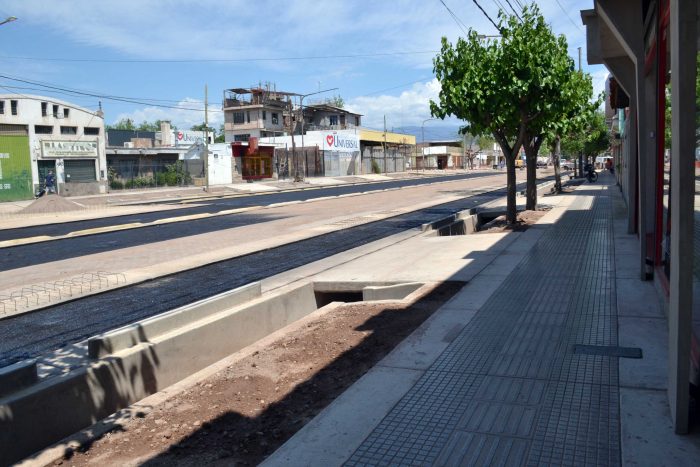 Carril Godoy Cruz (12)