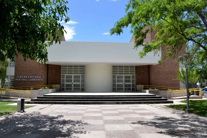Centro Cultural Pascual Lauriente (14)