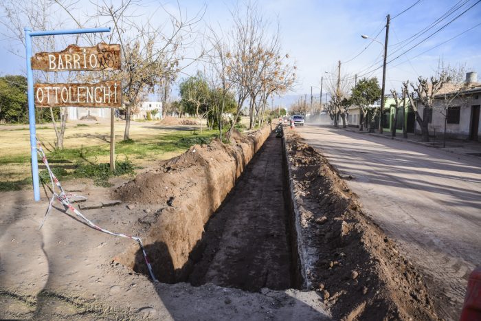 Canal de calle Rópolo (4)