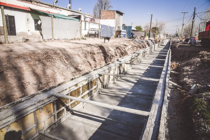 Elpidio González, canal entre Curupaití y 9 de Julio (1)