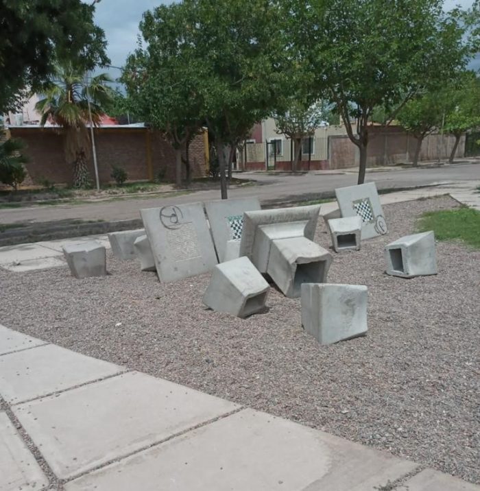Plazas vandalizadas (3)