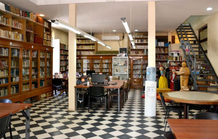 Biblioteca Pública Municipal Almafuerte (2)