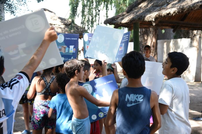 Concientización ambiental en escuelas de verano (13)