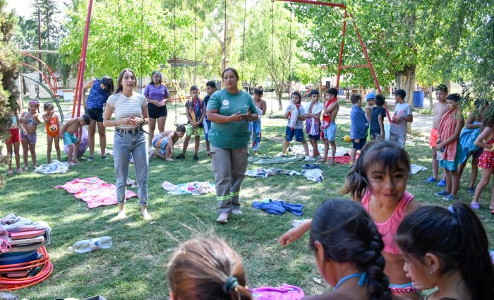 Concientización ambiental en escuelas de verano (5)