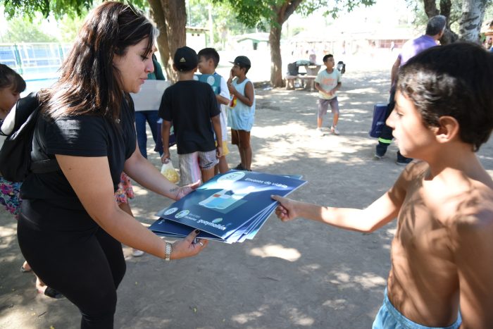 Concientización ambiental en escuelas de verano (7)