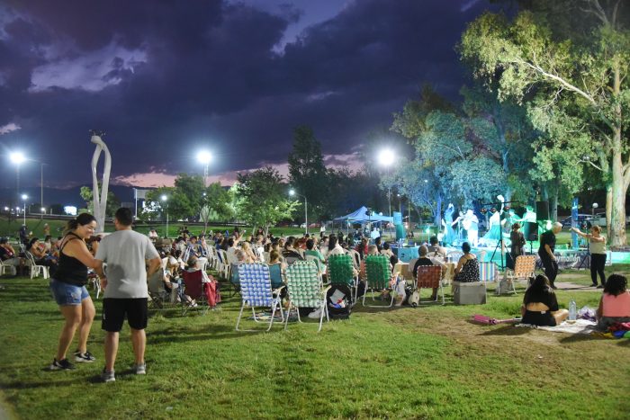 Patios de Guaymallén (8)