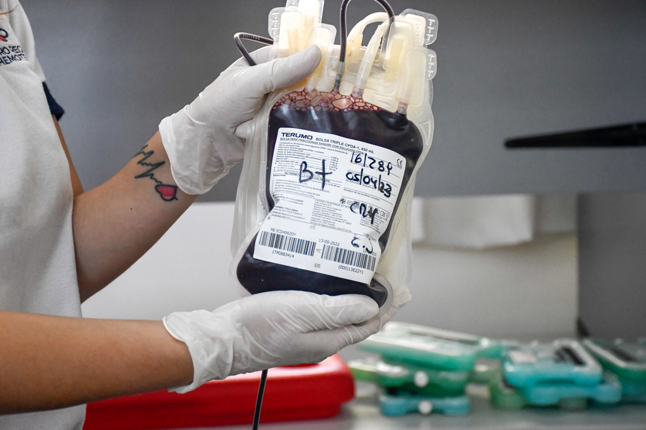Colecta de sangre en la Universidad Maza 1