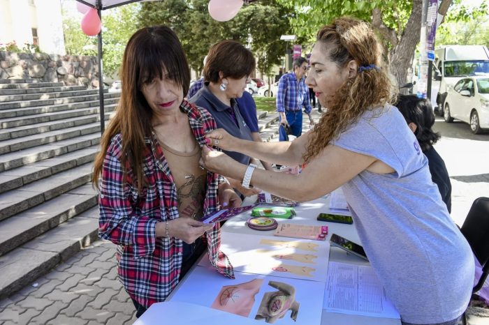 Acciones para concientizar sobre el cáncer de mama (1)