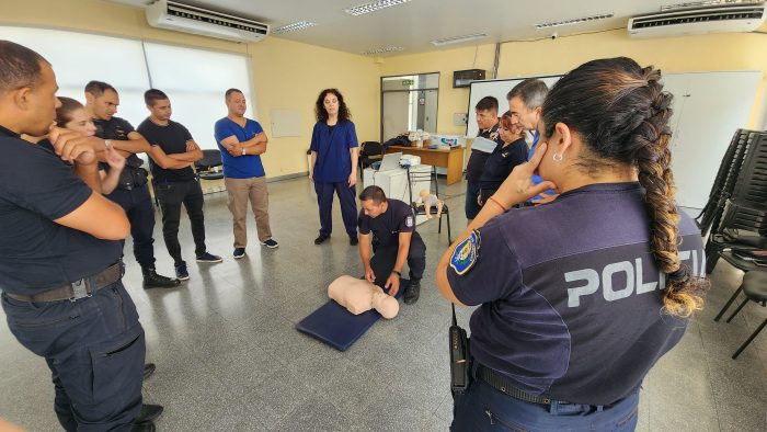 Cpacitación RCP Policía de Mendoza (2)