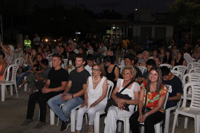 En voz de mujer y Muestras al sol 2023 (11)