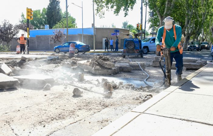 Bandera de Los Andes y Urquiza- obras (1)