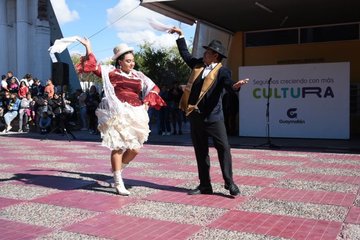 Día Internacional de la Danza en Gllén (12)