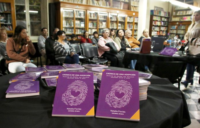 Presentación Libro Crónica de una Adopción (3)