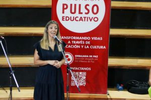Simposio de Educación CAE - Adriana Yenarópulos (1)