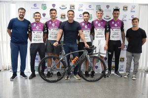 Desayuno con rugbiers y ciclistas ganadores (3)