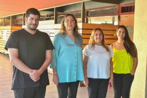 “Acompañar en la crianza: herramientas para el cuidado y la enseñanza en jardines maternales”.