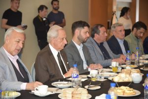 Claves para una Argentina competitiva, reunión con empresarios (8)