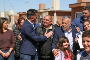 Entrega de Viviendas Barrio Brisas del Sauce-12