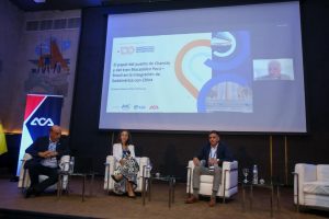 Calvente en el Congreso de Carreteras más importante del continente el proyecto de la Ruta 7 (3)