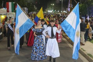 Fiesta de las Colectividades 2025 (Paseo de Artesanos) (14)