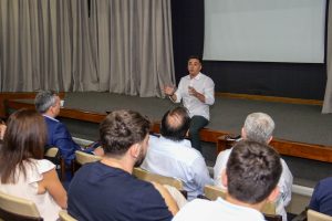 Primera reunión del clúster minero y energético (3)