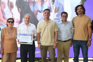 Reconocimiento a Comerciantes destacados -2025 (10)