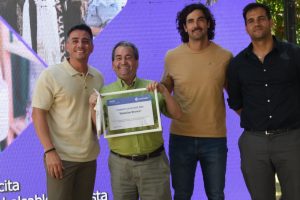Reconocimiento a Comerciantes destacados -2025 (2)