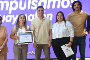 Reconocimiento a Comerciantes destacados -2025 (3)