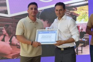 Reconocimiento a Comerciantes destacados -2025 (40)