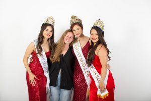 Reinas Salientes -145