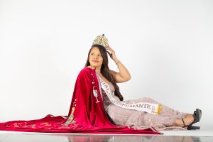 Reinas Salientes -84